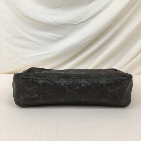 Louis Vuitton Monogram Toilette Pochette 23 Sku# 69871 - Picture 4 of 9